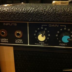 Vintage PEAVEY Basic 50 Bass Amplifier Amp 12" 50W NICE imagen 2