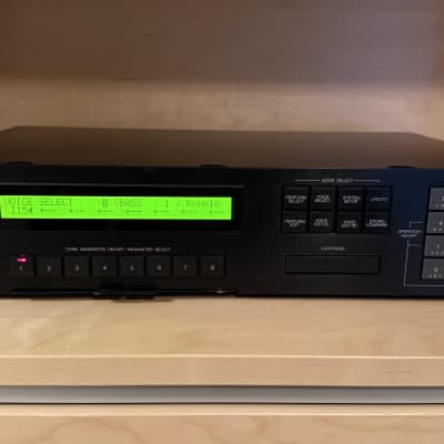 Yamaha TX802 FM Tone Generator 1986 - Black 100V NEEDS TRANSFORMER