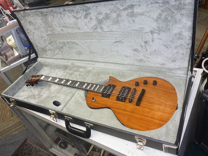 ESP LTD EC-1000 w/ ESP Hardshell Case - KOA