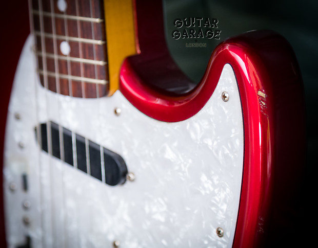 1999 Fender Japan Mustang Competition Stripe Red Vintage 1999 Fender Japan Mustang Competition Stripe Red Vintage