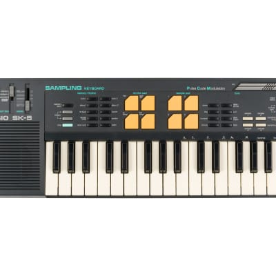 Casio SK-5 Compact Sampler Keyboard [USED]