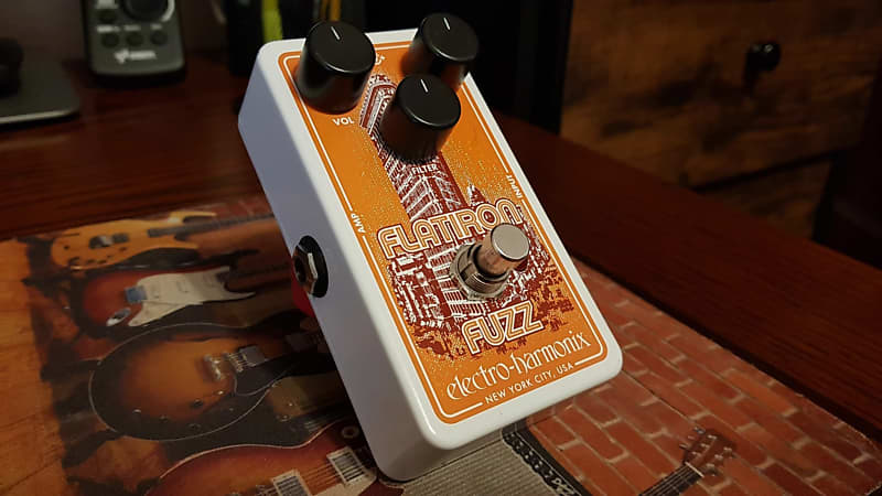 Electro-Harmonix Flatiron Fuzz