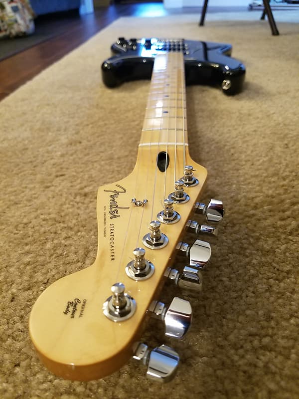 2018 Fender FSR Stratocaster Standard HSS Black MIM Mexican