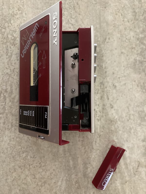 WM-F10 Ⅱ SONY　カセットプレイヤー SONY WM-F10 II AM-FM Cassette Player walkman – I & N Electronics