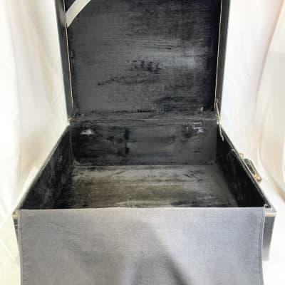 Black Sano Accordion Hard Case 22" x 18.5" x 10" (55.5cm x 46.5cm x 25cm) image 2