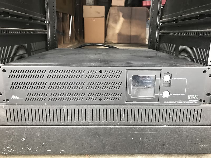 Middle Atlantic UPS2200R81P 2000