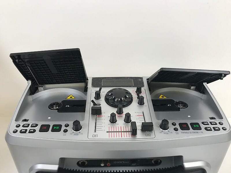 Ion Portable DJ Station CD Player/Radio iCD04-FX Used | Reverb