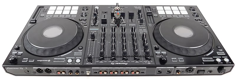 Pioneer DJ DDJ-1000 4-Channel Rekordbox Controller + Pioneer DJ DDJ-1000 4-Channel Rekordbox Controller +