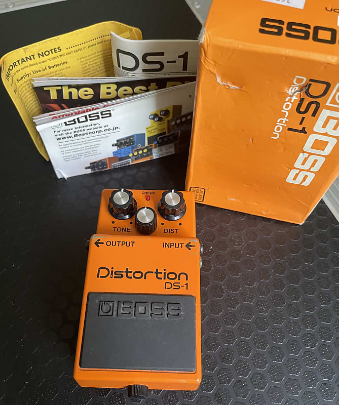 Boss DS-1 Distortion (Silver Label, 2006) image 1
