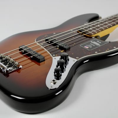 Fender American Professional II Jazz Bass Rosewood Fingerboard - 3 Color Sunburst 2023 w/OHSC (0193970700) image 4