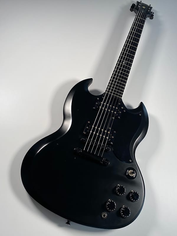 PRE-OWNED GIBSON SG GOTHIC MORTE 2011 SATIN EBONY, 48% OFF