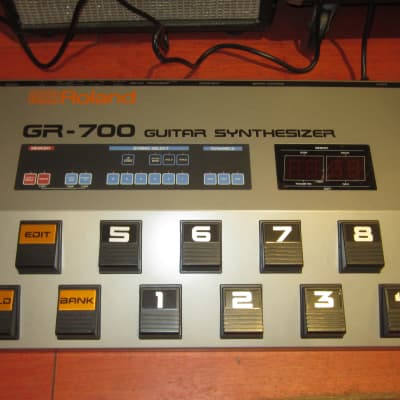 Roland GR-700 Guitar Synth non working for parts 1980s - grey