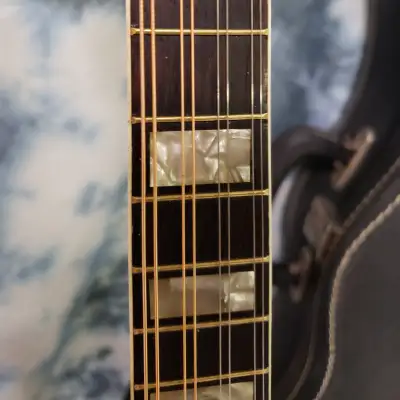 Video Demo 1969 Harmony Batwing Electric Mandolin DeArmond Pickup Pro Setup Original Case image 6