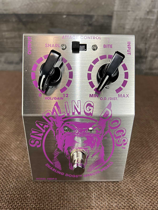 SNARLING DOGS SDP-3 FUZZ BUZZ | Reverb