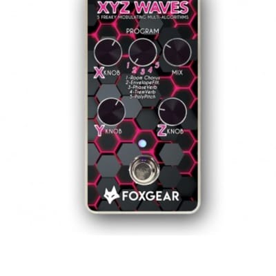 XYZ WAVES - Pedale modulazione per strumento Foxgear for sale