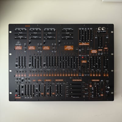 Behringer 2600