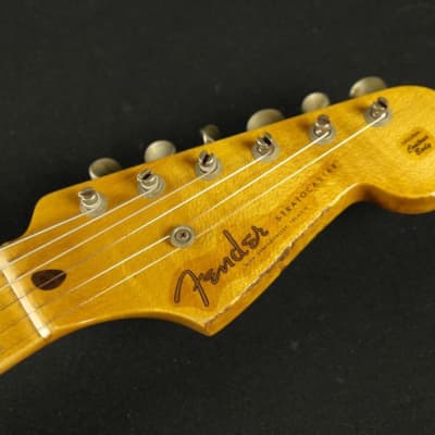 Fender Custom Shop 60th Anniversary 1954 Heavy Relic Stratocaster - Maple Fingerboard - Sherwood Green image 11