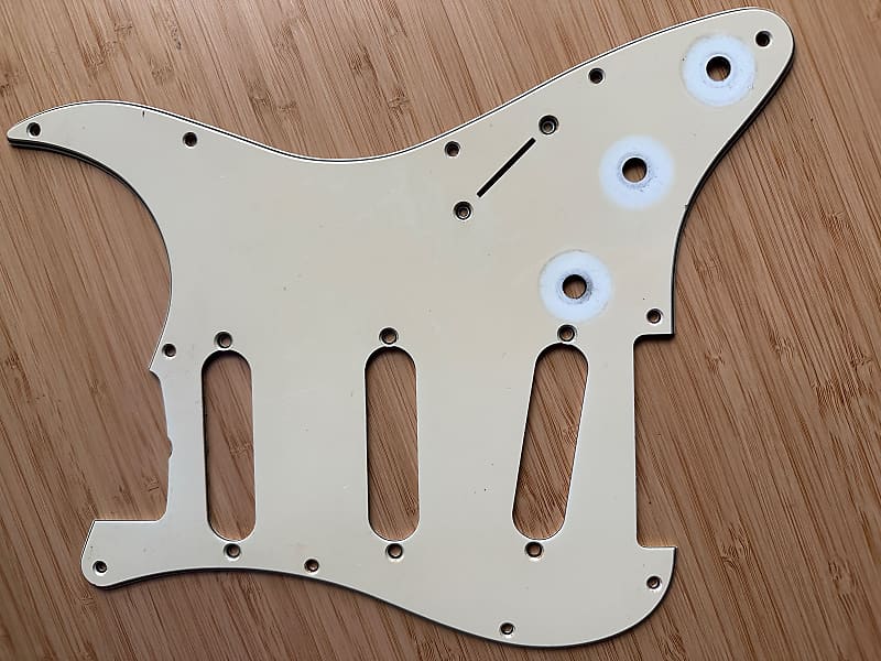 Fender '62 Stratocaster Pickguard Vintage White Relic Reverb