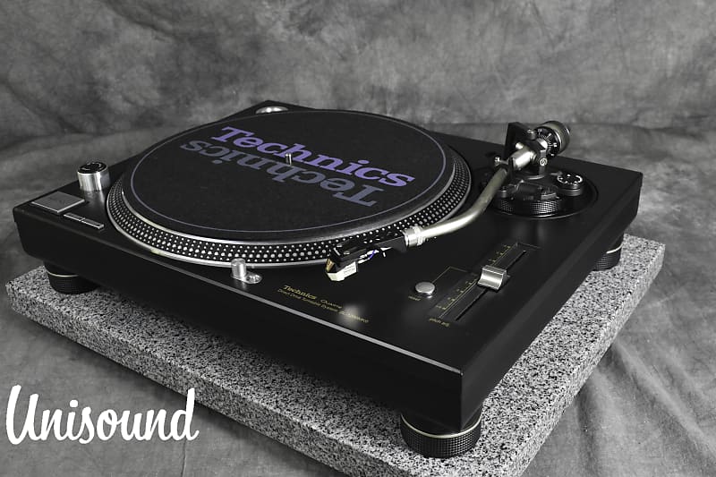 Technics SL-1200MK6-K - Black Direct Drive DJ Turntable w