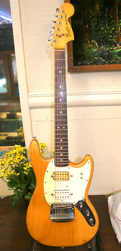 Fender Mustang Electric Guitar with Rosewood Fretboard 1977 - Natural image 1