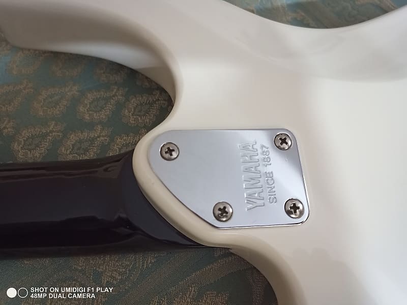 YAMAHA ヤマハ RGX512R エレキギター YAMAHA ヤマハ RGX512R エレキギター Yamaha RGX 112 1987 White