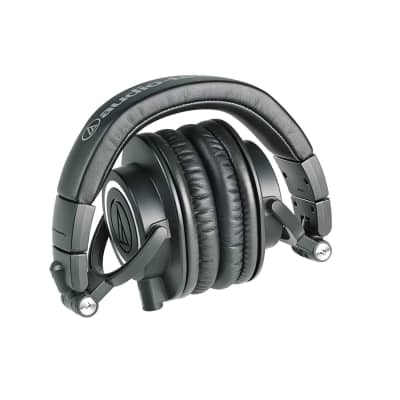 Audio-Technica - ATH-M50x - Professional Studio Monitor Headphones - Black image 3