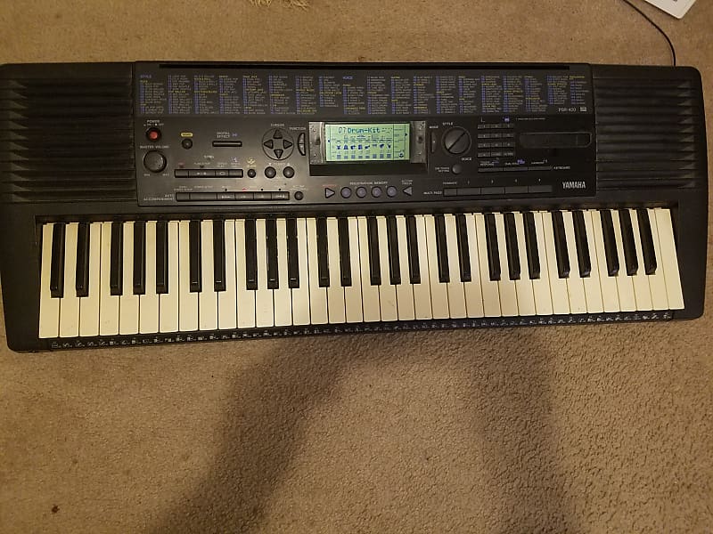 希少美品 送料無料 YAMAHA ヤマハ PSR-420 電子キーボード 自動伴奏で手軽に演奏を楽しめるコンパクトなスタンダードモデル