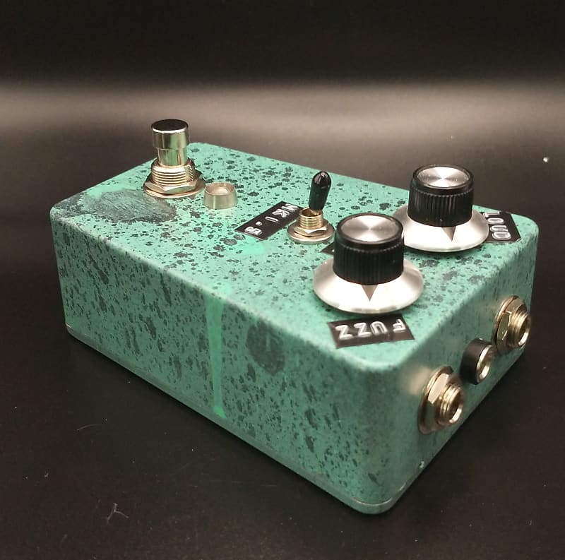 Tone Bender Mk II/Mk 1.5 Fuzz Clone | Reverb