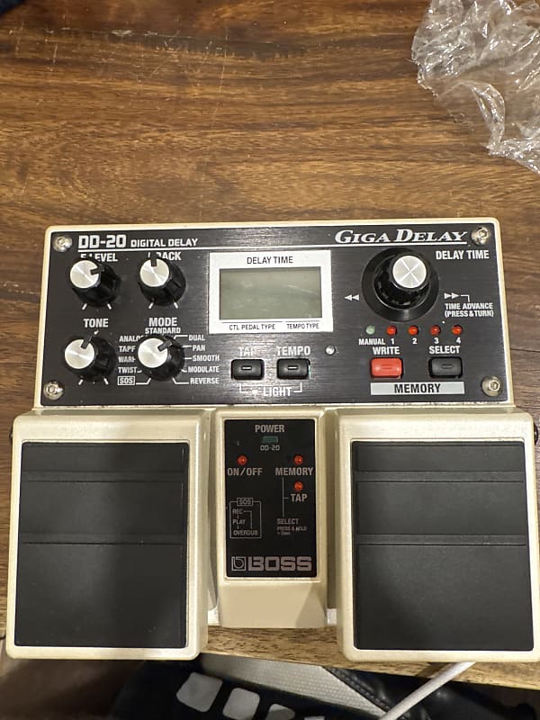 Boss DD-20 Giga Delay