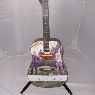 Epiphone Little Big Town Promotional Autographed Guitar, Excellent! for sale