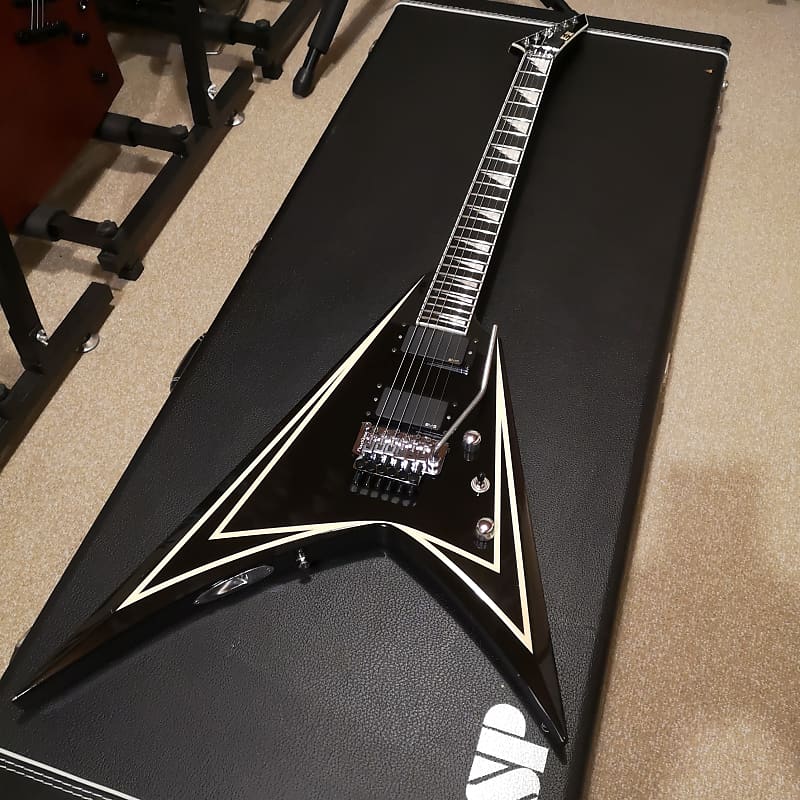 ESP E-II SV Standard Black with White Pinstripes with Hard
