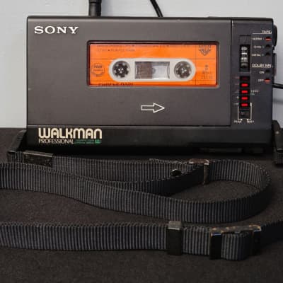 Sony WM-D6C Professional Walkman Portable Stereo Cassette Recorder (1985 -  2002)