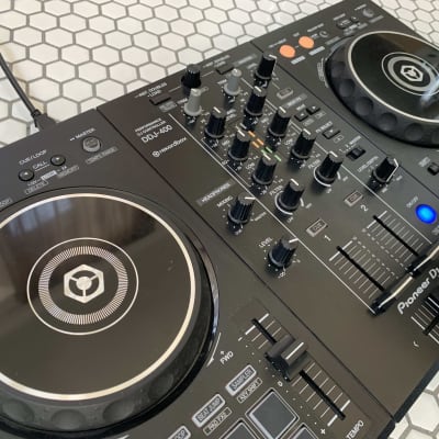 Pioneer DDJ-400 rekordbox DJ Controller | Reverb