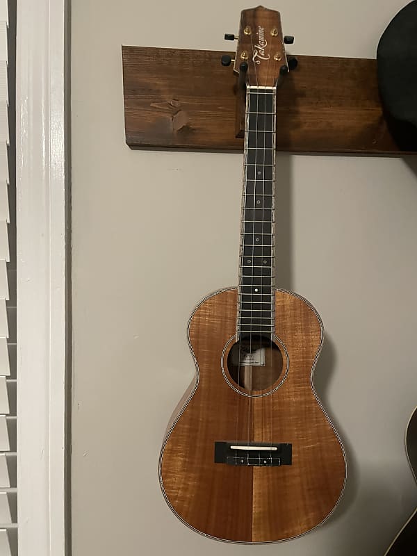 Takamine Ukulele UKT1 Reverb