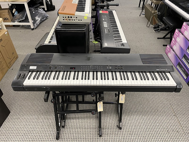 鍵盤楽器 Yamaha Clavinova PF P-100 Yamaha Clavinova PF P-100 Keyboard w/case no stand | eBay