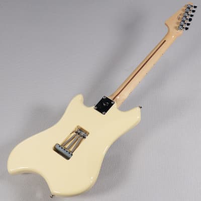 Fender Daiki Tsuneta SWINGER シグネチャーモデル Pd65LJiZ9MSA22dQ8wrKbQ.jpg