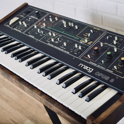 Moog Opus 3 Vintage Analog Synthesizer 1980 - Black