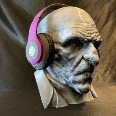 Nosferatu Headphone Stand! Horror Movie Vampire Holder Rack like Dracula/Frankenstein/Mummy/Werewolf image 6