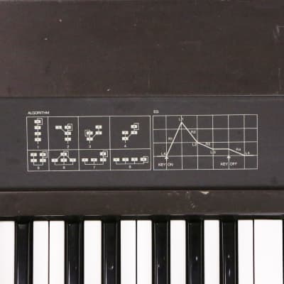 1983 Yamaha DX9 Programmable Digital FM Synthesizer Keyboard Vintage Synth image 12