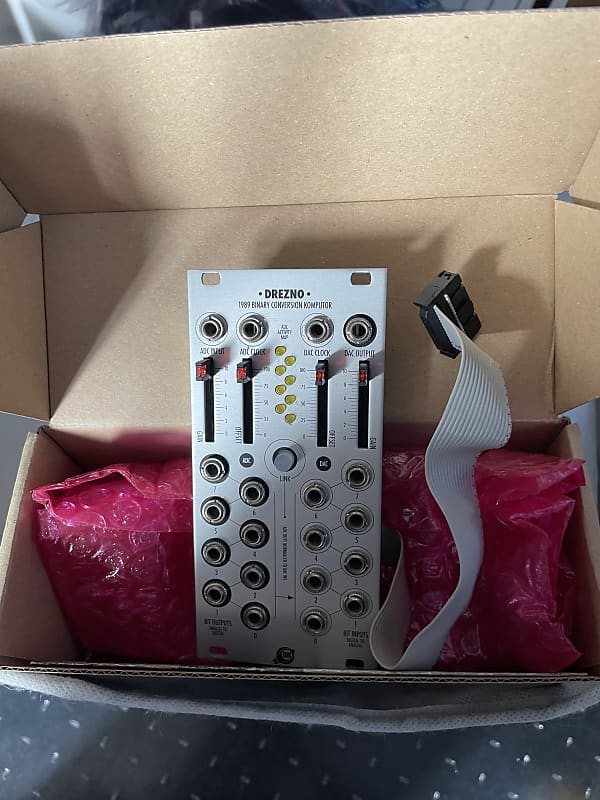 Xaoc Devices Drezno