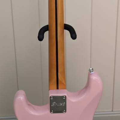 Squier Squier Classic Vibe '60s Stratocaster Shell Pink w/Mint Pickguard SSS - CME Exclusive image 11