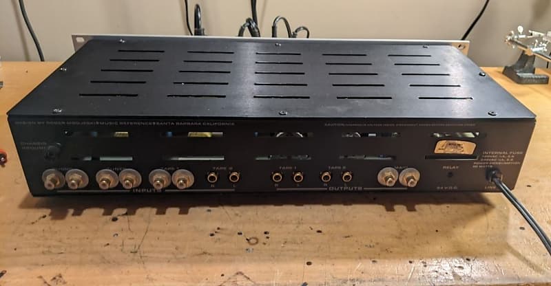 Music Reference RM-5 Tube Preamp with Phono