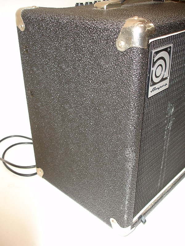 Ampeg BA-108 25-Watt 1x8