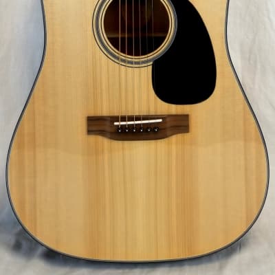 Blueridge BR-40 Acoustic Dreadnought Guitar, Solid Sitka Spruce Top, Mahogany Back and Sides image 6