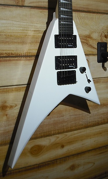 Jackson minion white hotsell