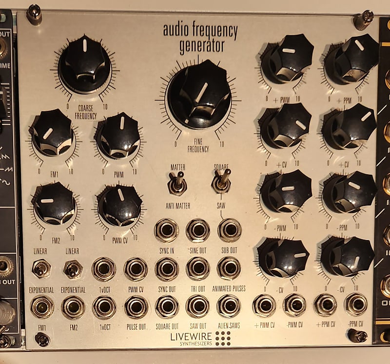 Livewire AFG Audio Frequency Generator Grey | Reverb
