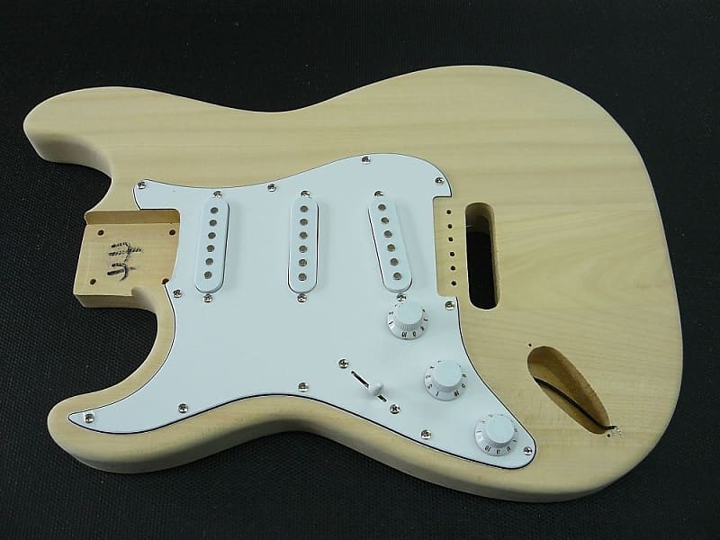 linkshand Korpus/Body ML-Factory® incl. Pickguard SSS komplett verdrahtet image 1