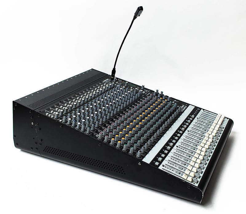 Mackie Onyx 1640 16 x 4 Analog Mixer with Onyx Preamps
