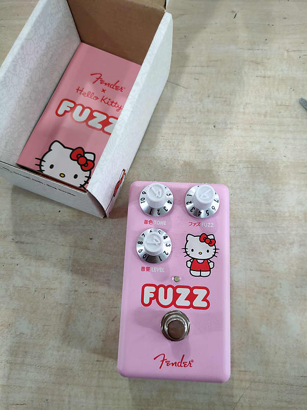 Fender Hello Kitty Fuzz