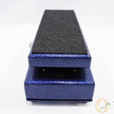 Shibuya Gakki BLUE COLOR WAH　とてつもなくレア！ Shibuya Gakki BLUE COLOR WAH [MG352] | Reverb Finland